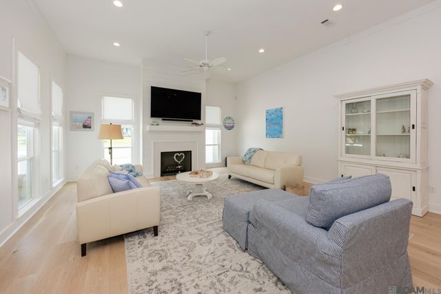 13534 Mary Edith Pl, Baton Rouge, LA 70809