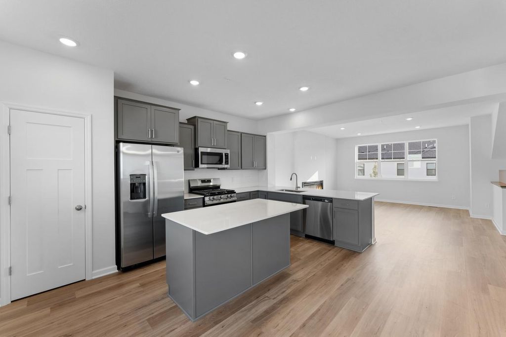 10380 Birchwood Circle, Victoria, MN 55318 — photo 5
