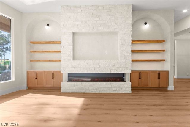 8649 Robinson Ridge Drive, Las Vegas, NV 89117