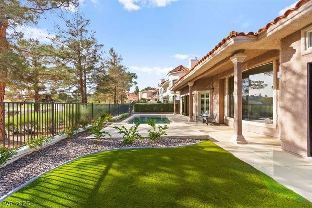 8649 Robinson Ridge Drive, Las Vegas, NV 89117