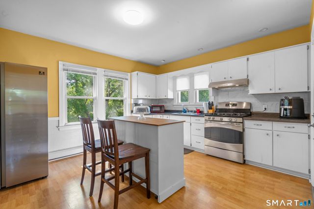 222 Easton Avenue, Waterbury, CT 06704