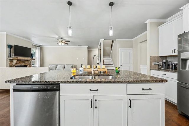 15 Eastcreek Court, Dallas, GA 30132