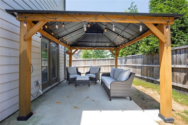 15 Eastcreek Court, Dallas, GA 30132