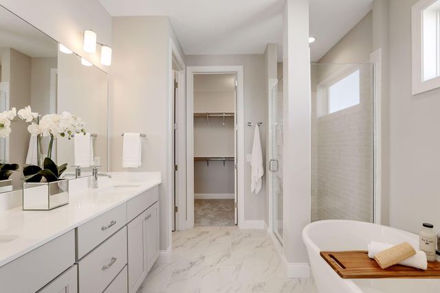 4641 Wolfberry Curve, Minnetrista, MN 55331