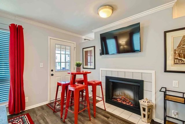 1042 1st Ave, N, Nashville, TN 37201