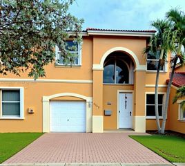 2343 NW 162nd Way 2343, Pembroke Pines, FL 33028