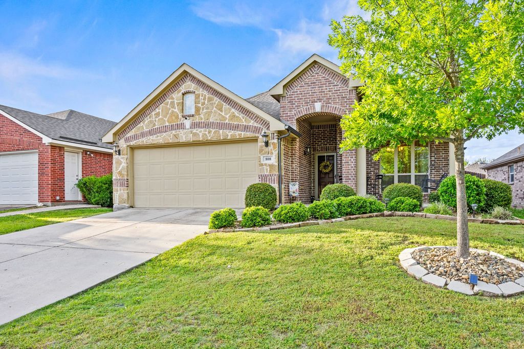 808 Bamboo Drive, Anna, TX 75409