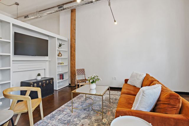 1350 Rosa L Parks Blvd Apt 255, Nashville, TN 37208