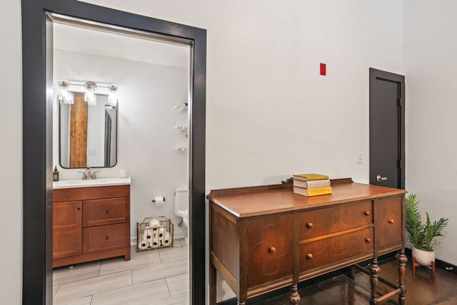 1350 Rosa L Parks Blvd Apt 255, Nashville, TN 37208