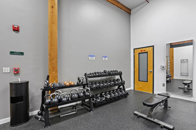 1350 Rosa L Parks Blvd Apt 255, Nashville, TN 37208