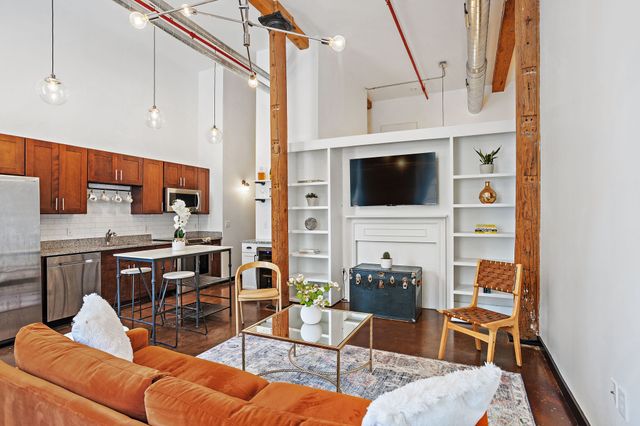 1350 Rosa L Parks Blvd Apt 255, Nashville, TN 37208