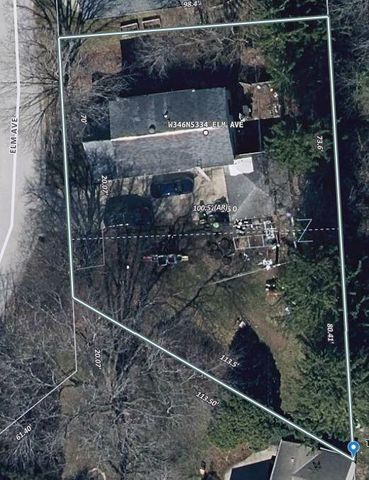 W346N5334 Elm AVENUE, Okauchee, WI 53069