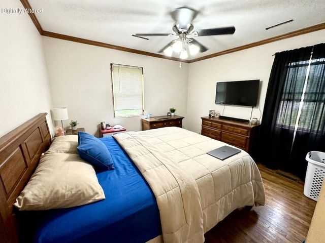 W346N5334 Elm AVENUE, Okauchee, WI 53069