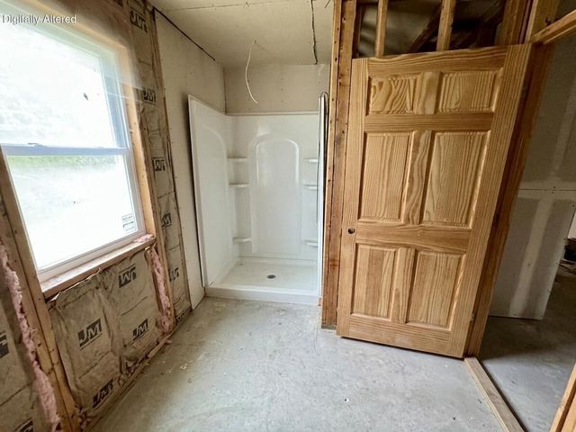 W346N5334 Elm AVENUE, Okauchee, WI 53069