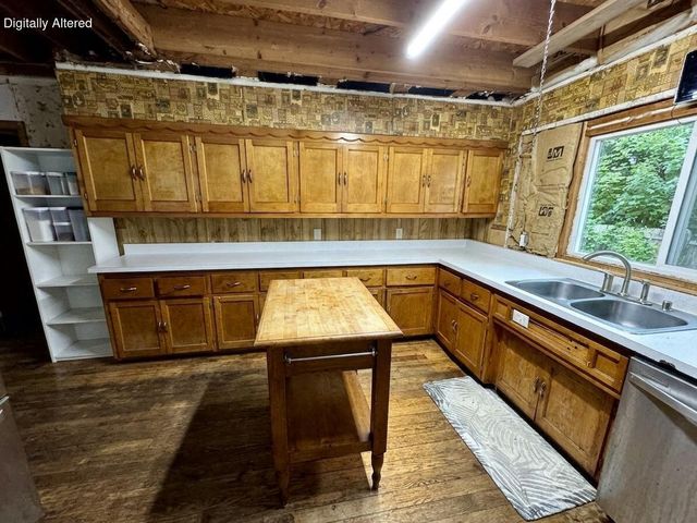 W346N5334 Elm AVENUE, Okauchee, WI 53069