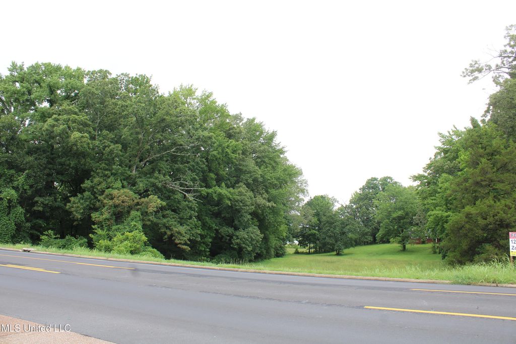 8484 Goodman Road, Olive Branch, MS 38654 — photo 2