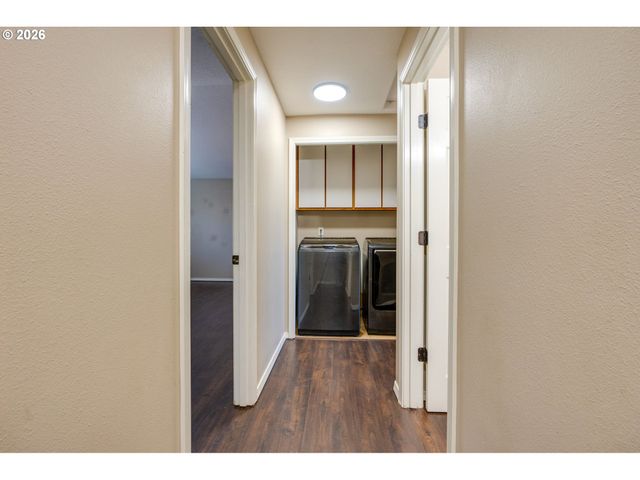 19790 Sw YOCOM Ln, Beaverton, OR 97007