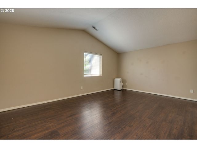 19790 Sw YOCOM Ln, Beaverton, OR 97007