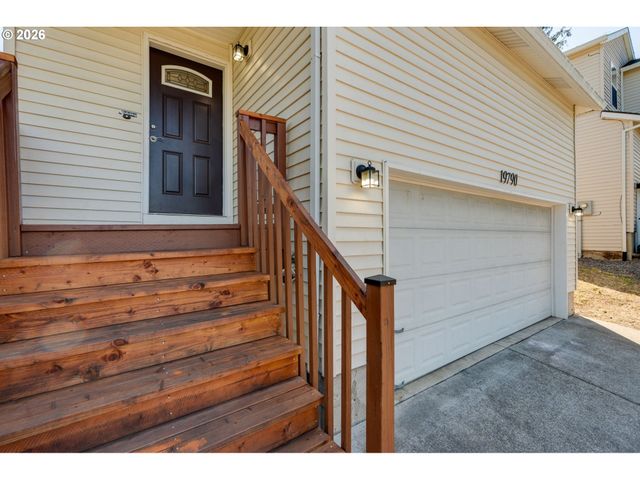 19790 Sw YOCOM Ln, Beaverton, OR 97007