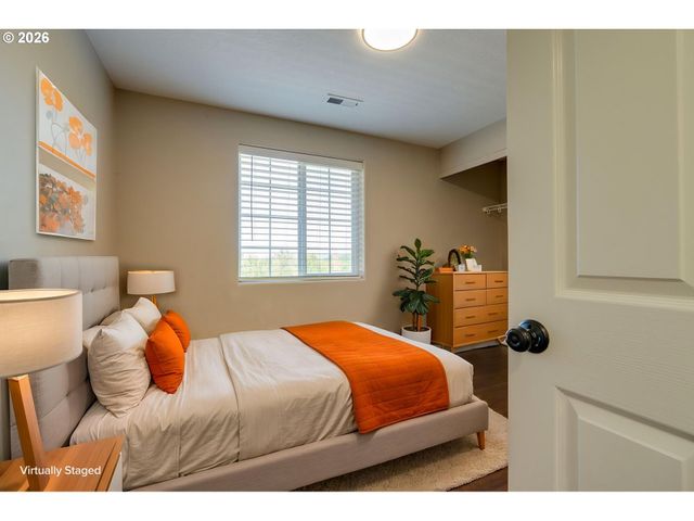 19790 Sw YOCOM Ln, Beaverton, OR 97007