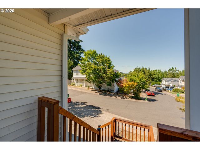 19790 Sw YOCOM Ln, Beaverton, OR 97007