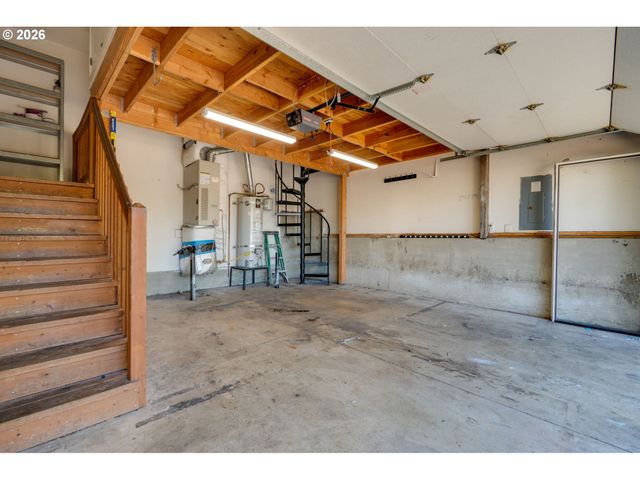19790 Sw YOCOM Ln, Beaverton, OR 97007