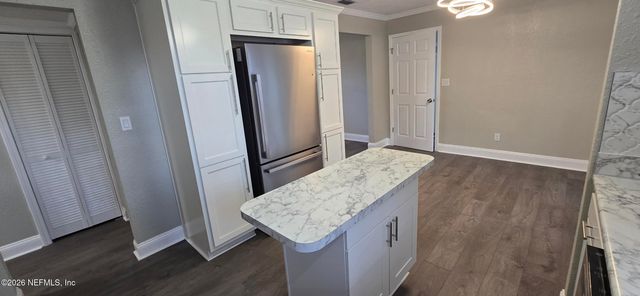 2921 SEARCHWOOD Drive, Jacksonville, FL 32277