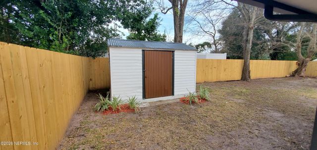 2921 SEARCHWOOD Drive, Jacksonville, FL 32277