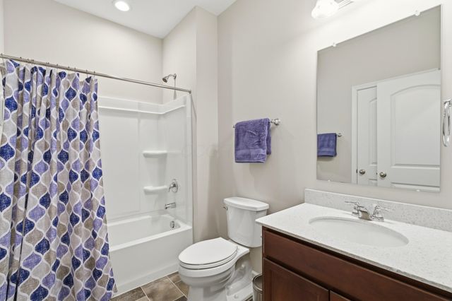 242 Jay Court, Delaware, OH 43015