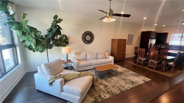 130 8TH STREET N, St Petersburg, FL 33701