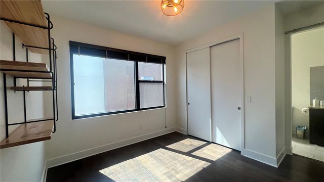 130 8TH STREET N, St Petersburg, FL 33701