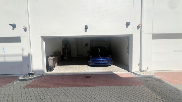 130 8TH STREET N, St Petersburg, FL 33701