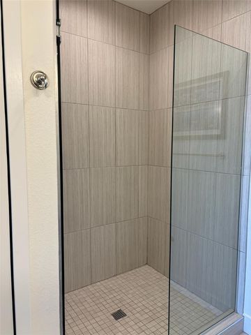 130 8TH STREET N, St Petersburg, FL 33701