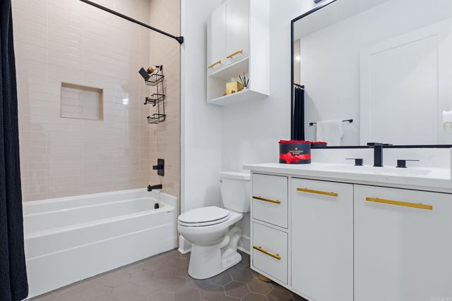 83 Tournay Circle, Little Rock, AR 72223