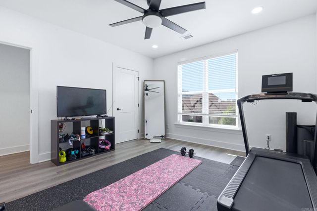 83 Tournay Circle, Little Rock, AR 72223