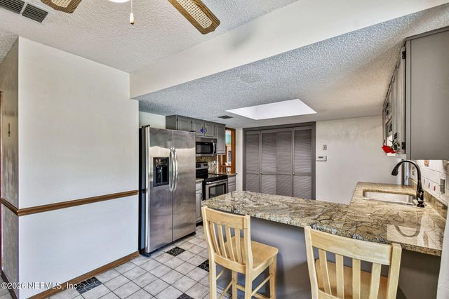 2150 BROAD WATER Drive, Jacksonville, FL 32225