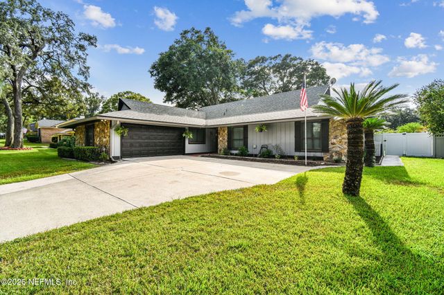 2150 BROAD WATER Drive, Jacksonville, FL 32225