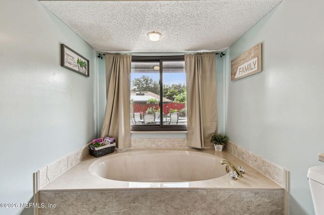 2150 BROAD WATER Drive, Jacksonville, FL 32225