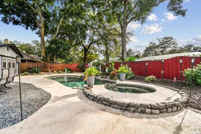 2150 BROAD WATER Drive, Jacksonville, FL 32225