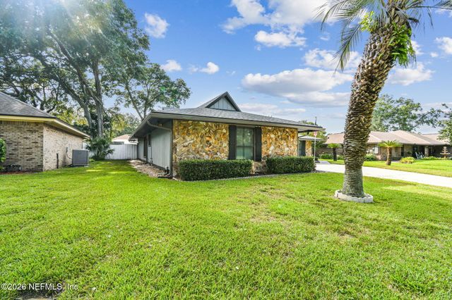 2150 BROAD WATER Drive, Jacksonville, FL 32225