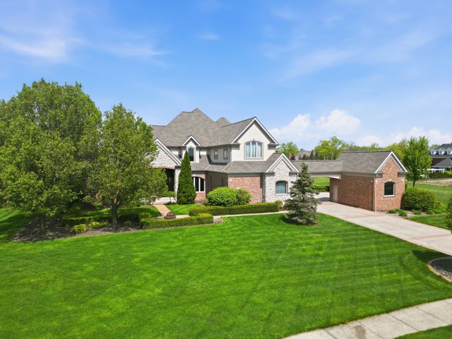 1200 White Hawk Drive, Crown Point, IN 46307