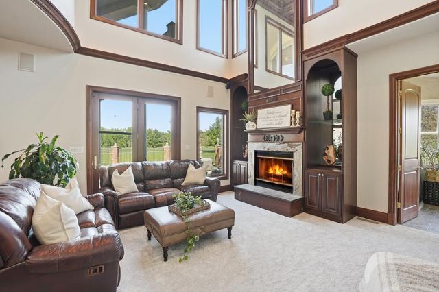 1200 White Hawk Drive, Crown Point, IN 46307