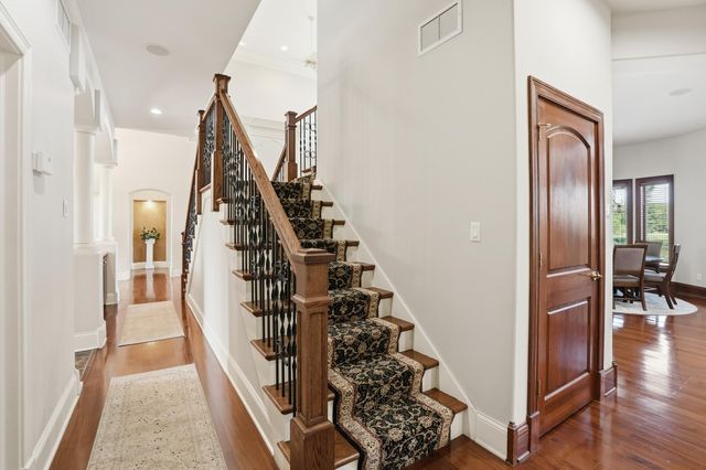1200 White Hawk Drive, Crown Point, IN 46307