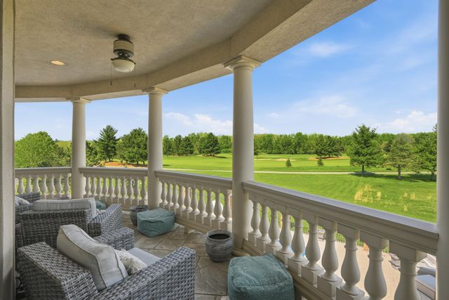 1200 White Hawk Drive, Crown Point, IN 46307