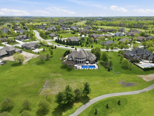 1200 White Hawk Drive, Crown Point, IN 46307