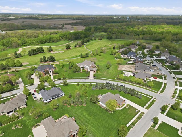 1200 White Hawk Drive, Crown Point, IN 46307