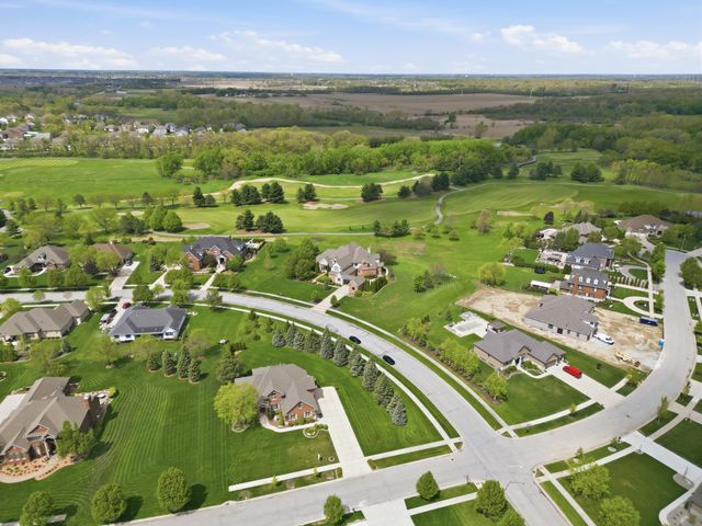 1200 White Hawk Drive, Crown Point, IN 46307