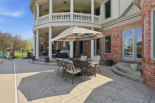1200 White Hawk Drive, Crown Point, IN 46307