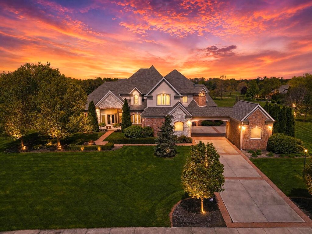 1200 White Hawk Drive, Crown Point, IN 46307