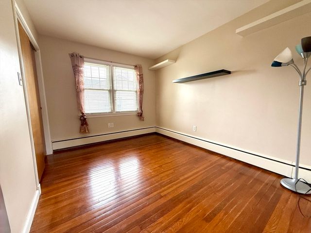 14 Governors St, Worcester, MA 01606